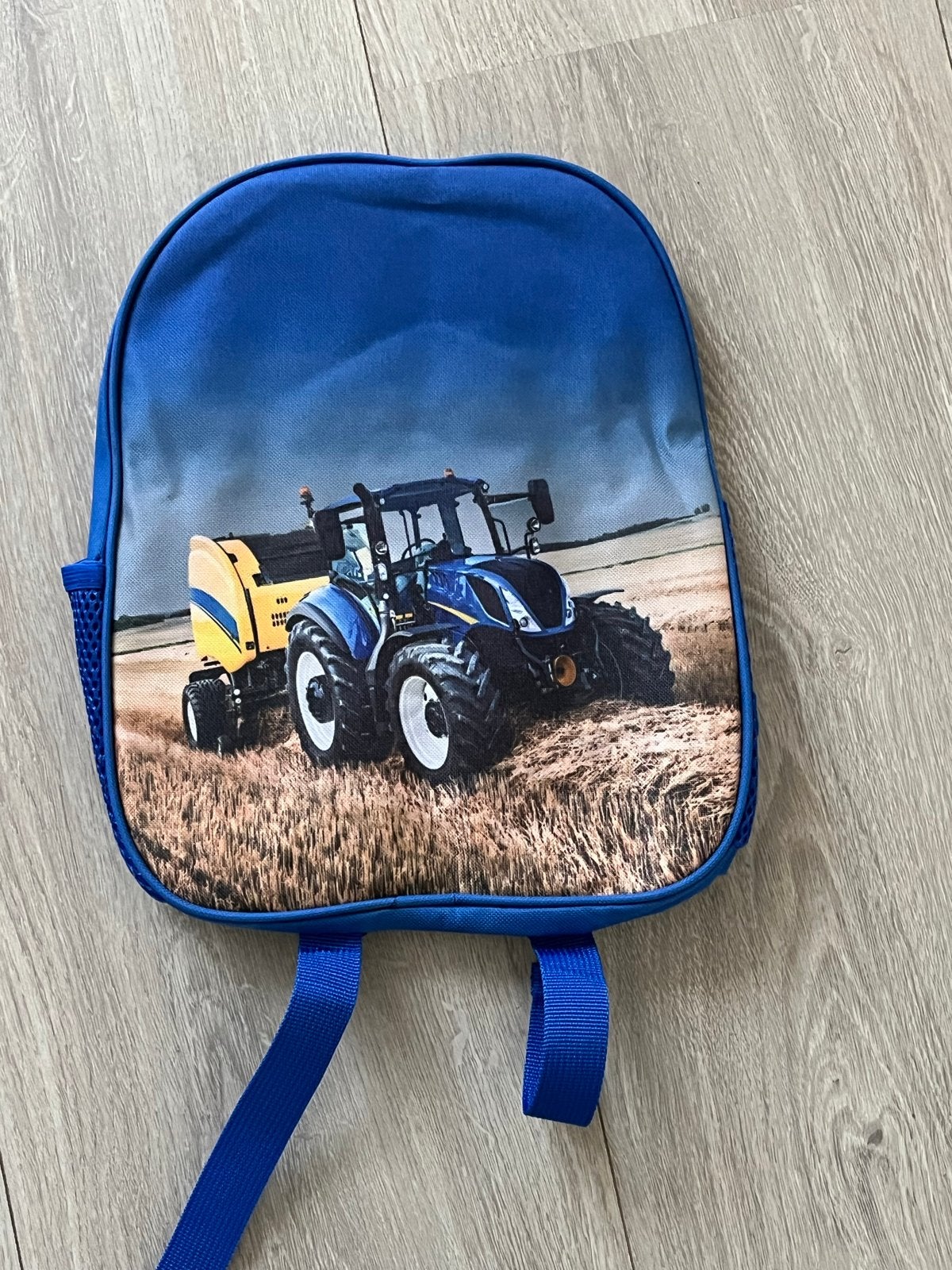 Rugtas met tractor print - Ideaal voor school of uitstapjes, Overige merken, Gebruikt, Minder dan 30 cm, Ophalen of Verzenden