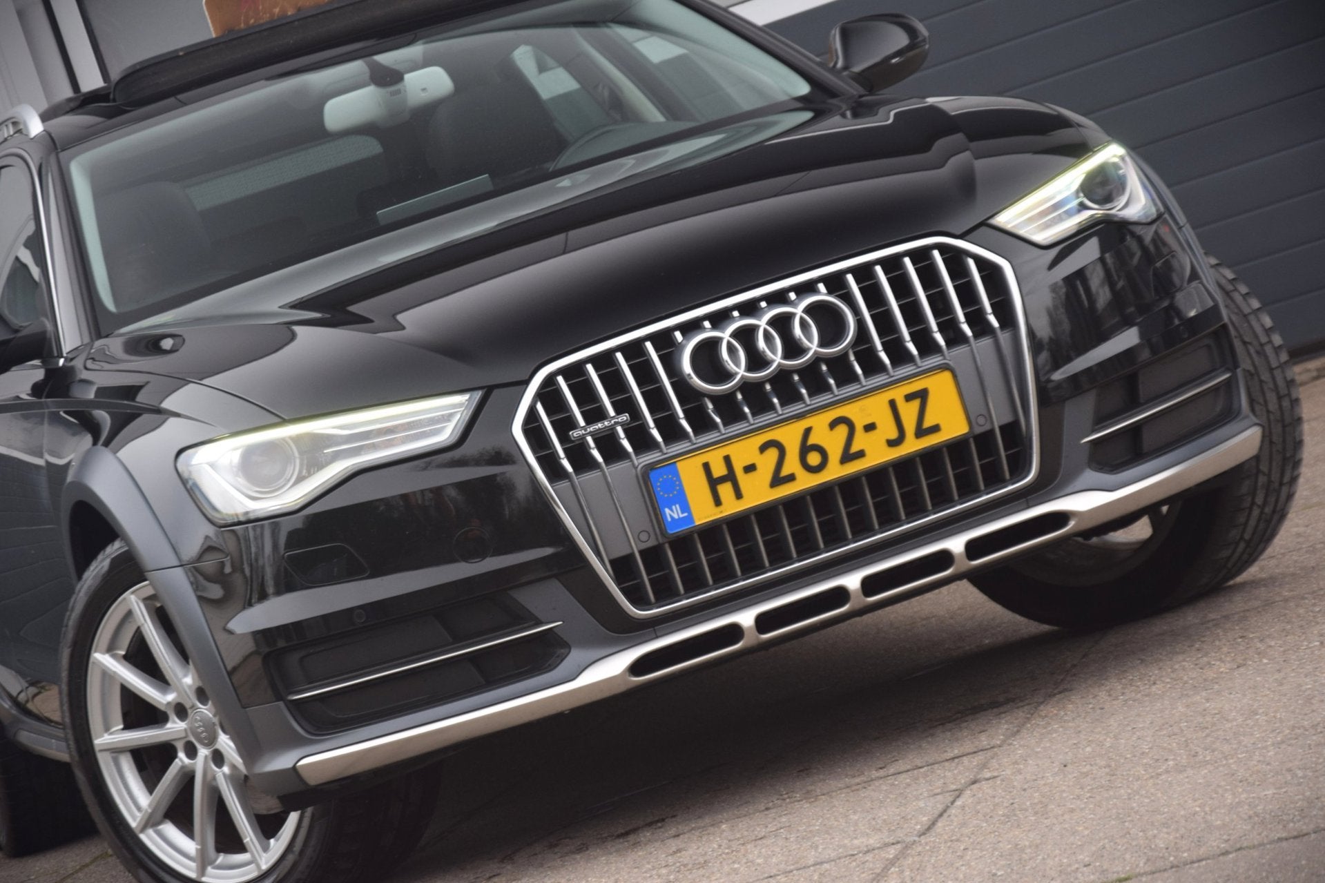 Audi A6 allroad quattro 3.0 TDI Premium Edition / Panoramada, Auto's, Audi, Automaat, Gebruikt, 190 pk, 1865 kg