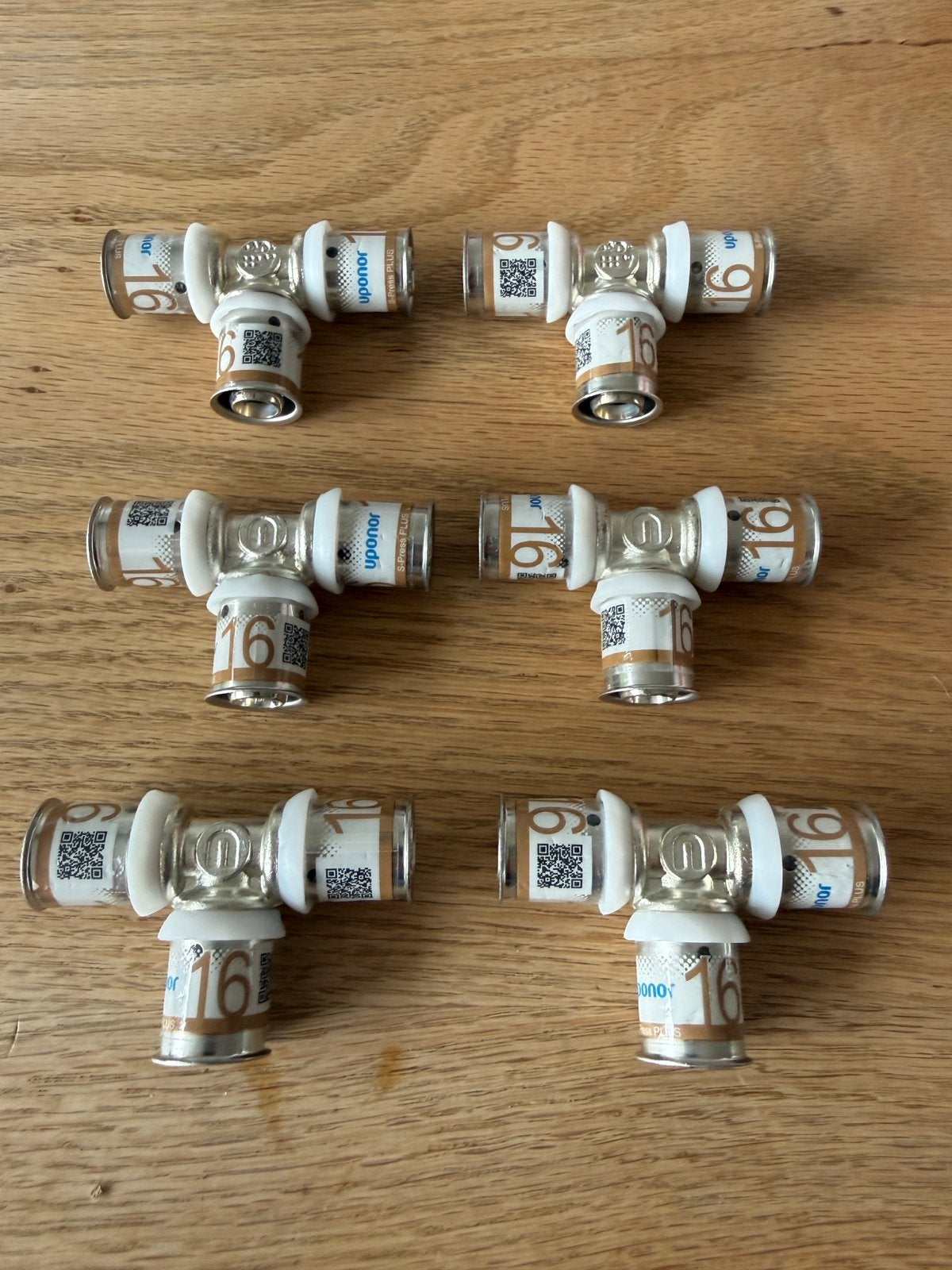 Uponor T-stukken 16mm - 6 stuks, Overige materialen, Minder dan 20 mm, Overige typen, Ophalen of Verzenden