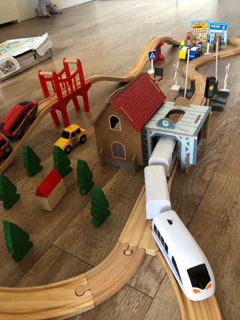 Drie sets houten treinsrails, Ophalen of Verzenden, Gebruikt, Afstandsbediening