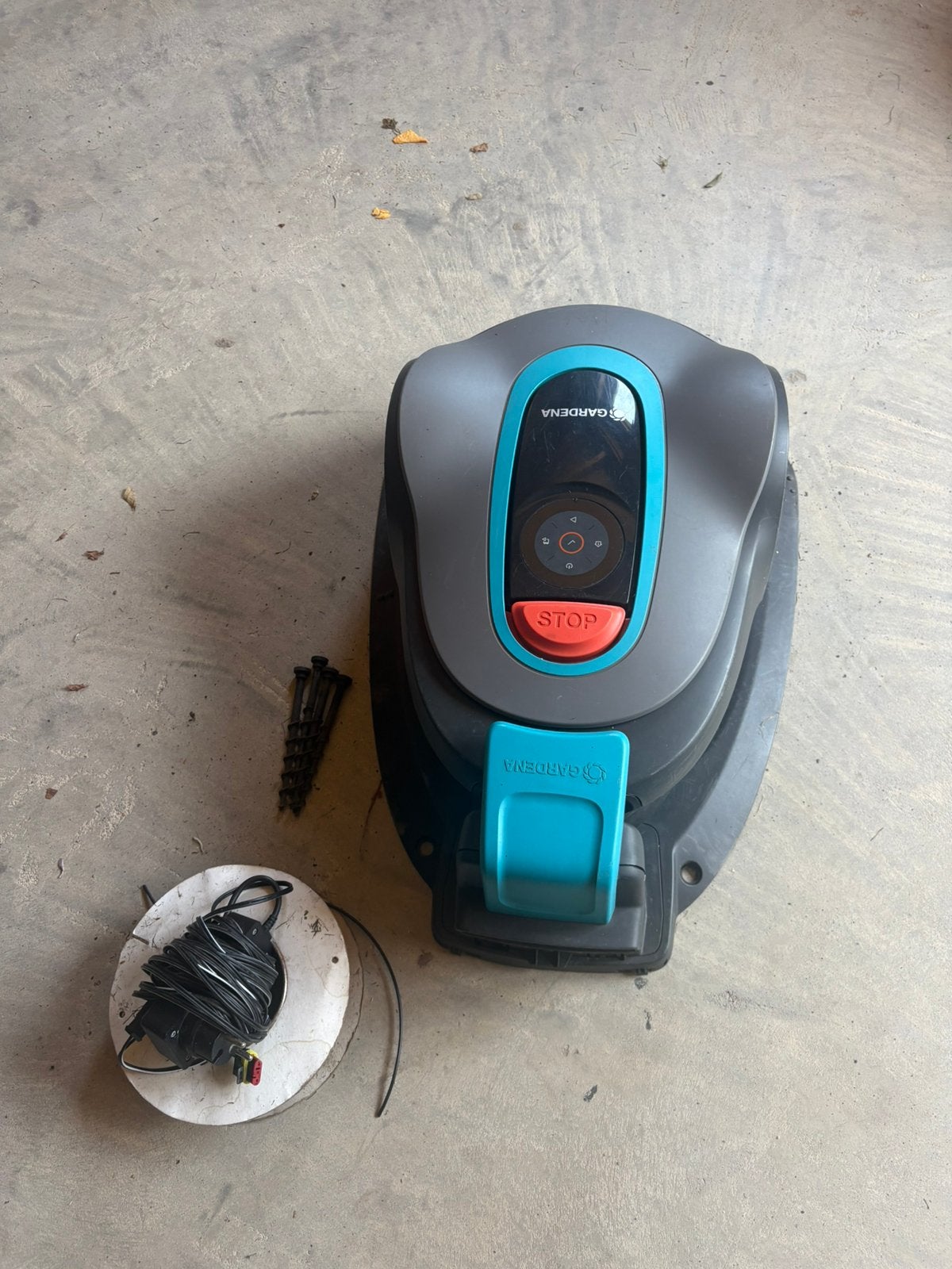 Gardena silino minimo 250m2 Robotmaaier  in zeer goede staat, Ophalen of Verzenden, Zo goed als nieuw, Minder dan 20 cm