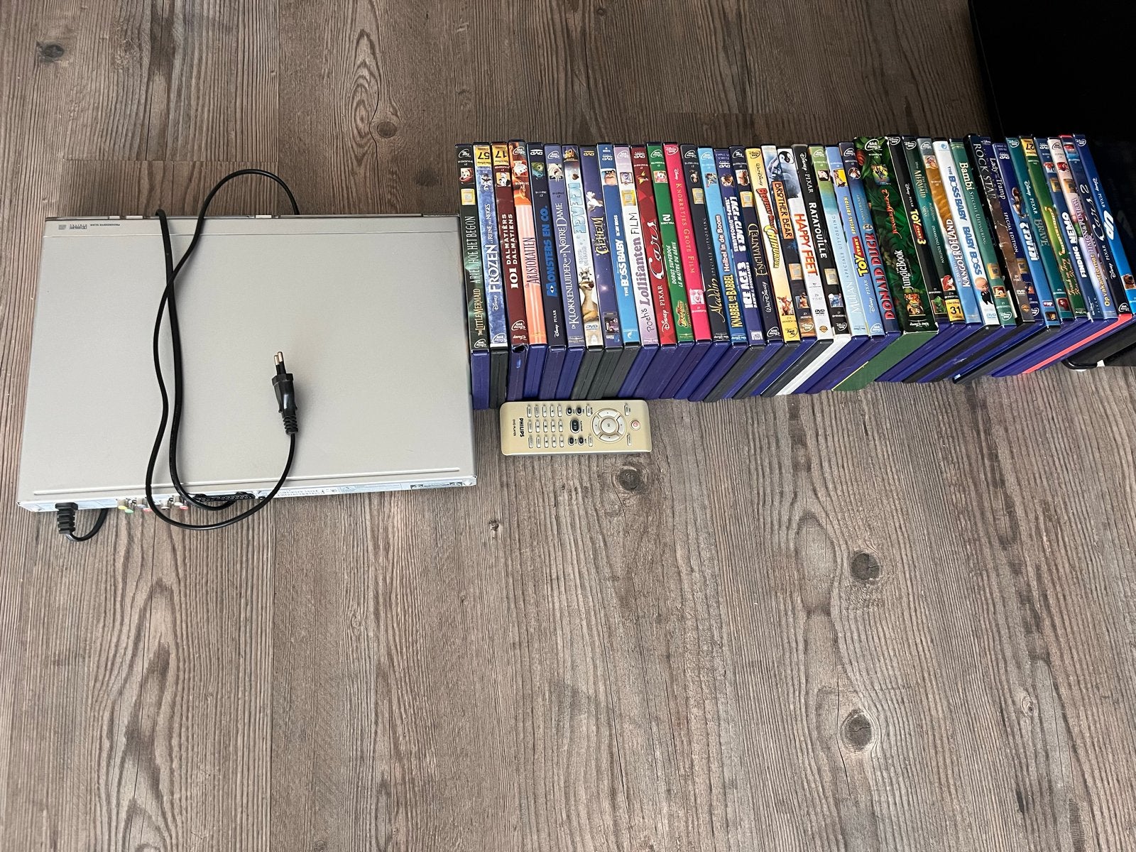 Grote Disney DVD collectie + gratis DVD speler, Avontuur, Gebruikt, Alle leeftijden, Ophalen of Verzenden