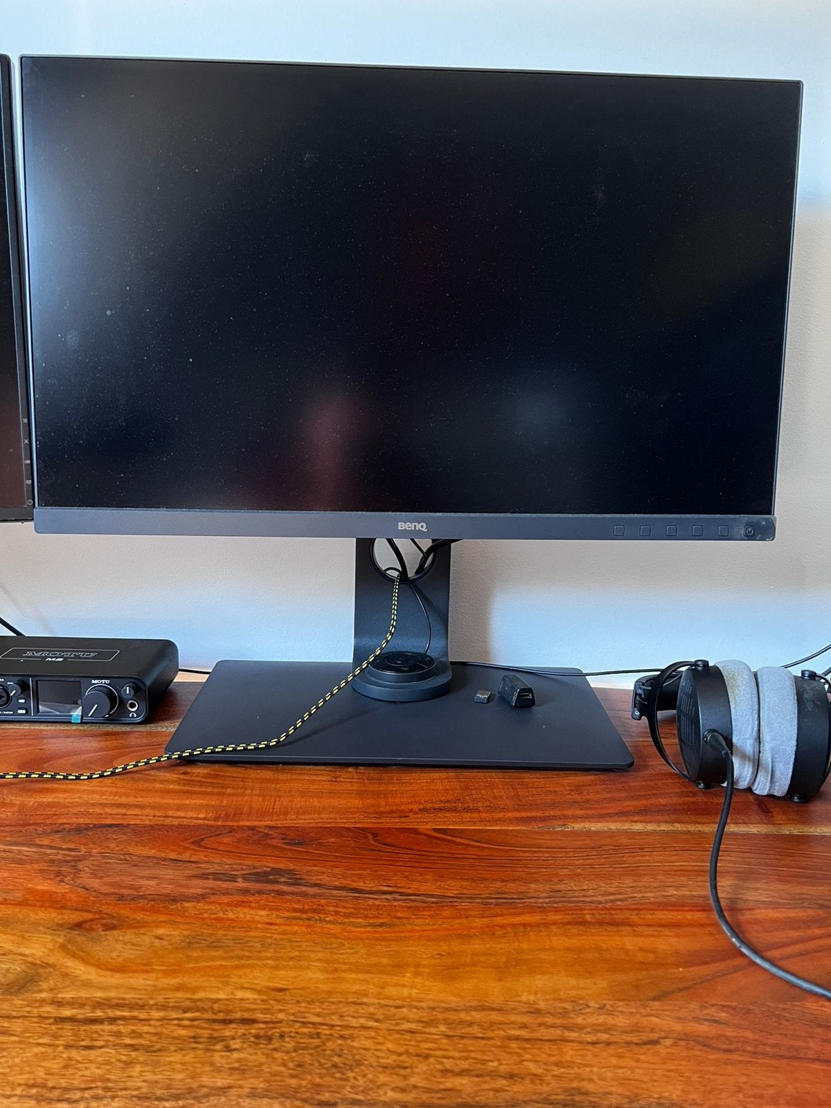 Benq SW271 professionele beeldbewerkmonitor + shading hood, Ophalen