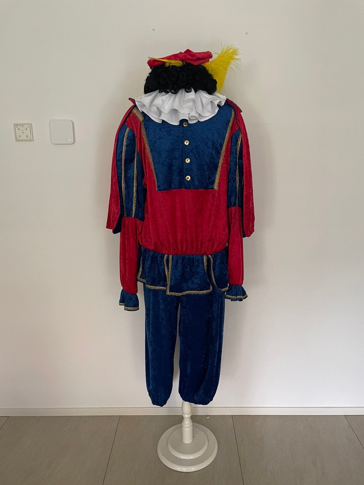 Pietenpak te koop aangeboden, Ophalen of Verzenden