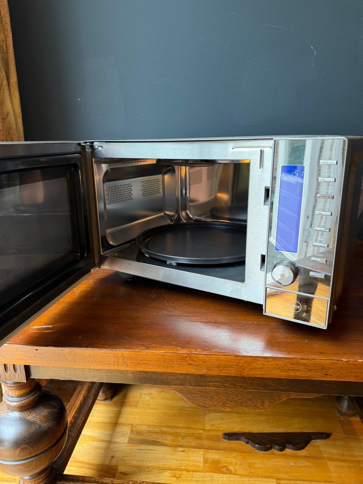 SilverCrest combimagnetron 900W met grill & hetelucht, Ophalen, Zo goed als nieuw, Grill, Draaiplateau