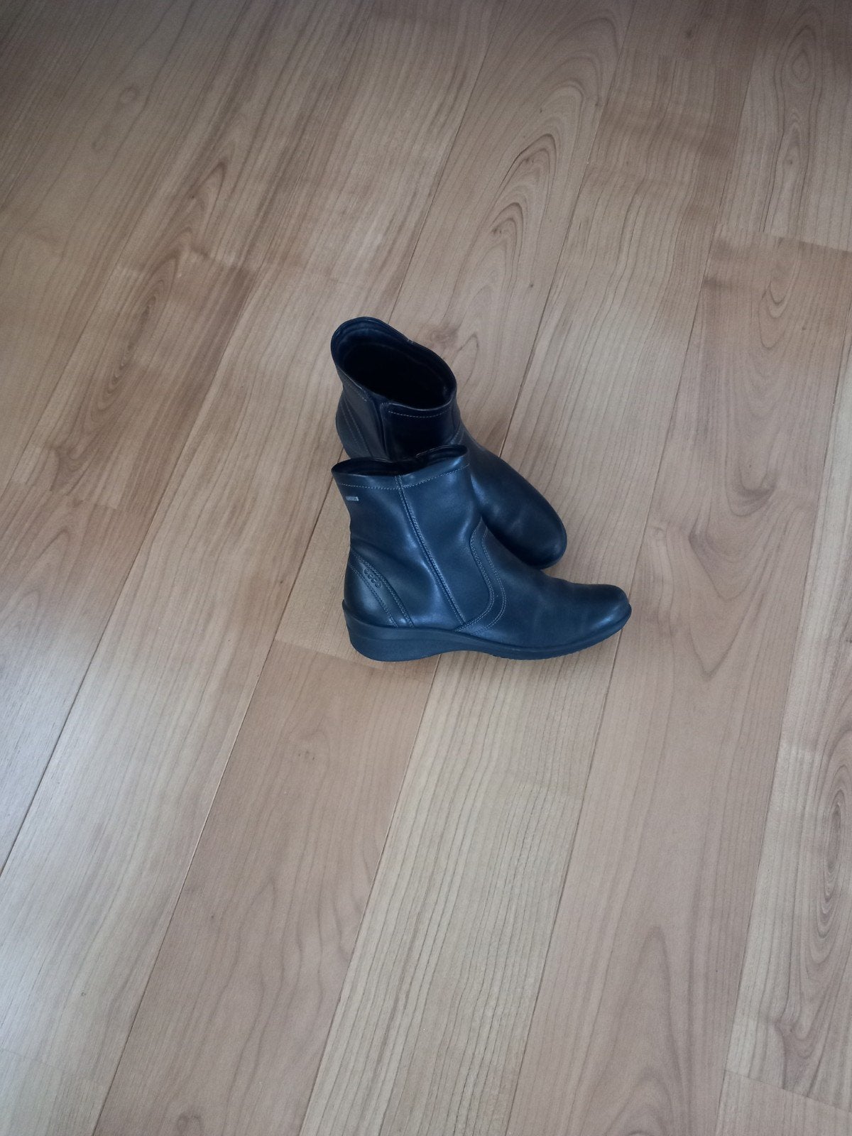 Zwarte goretex  ECCO laarsjes met rits maat 38, Ophalen of Verzenden, Zo goed als nieuw, Zwart