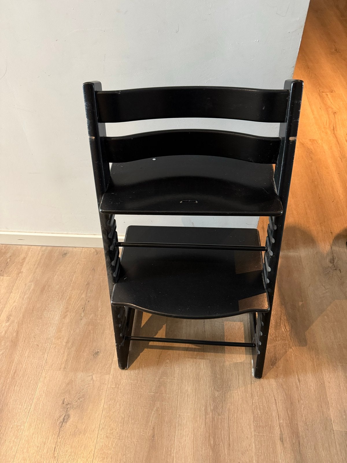 Stokke Tripp Trapp kinderstoel - Zwart, Kinderen en Baby's, Ophalen, Gebruikt, Meegroeistoel, Aanschuifbaar