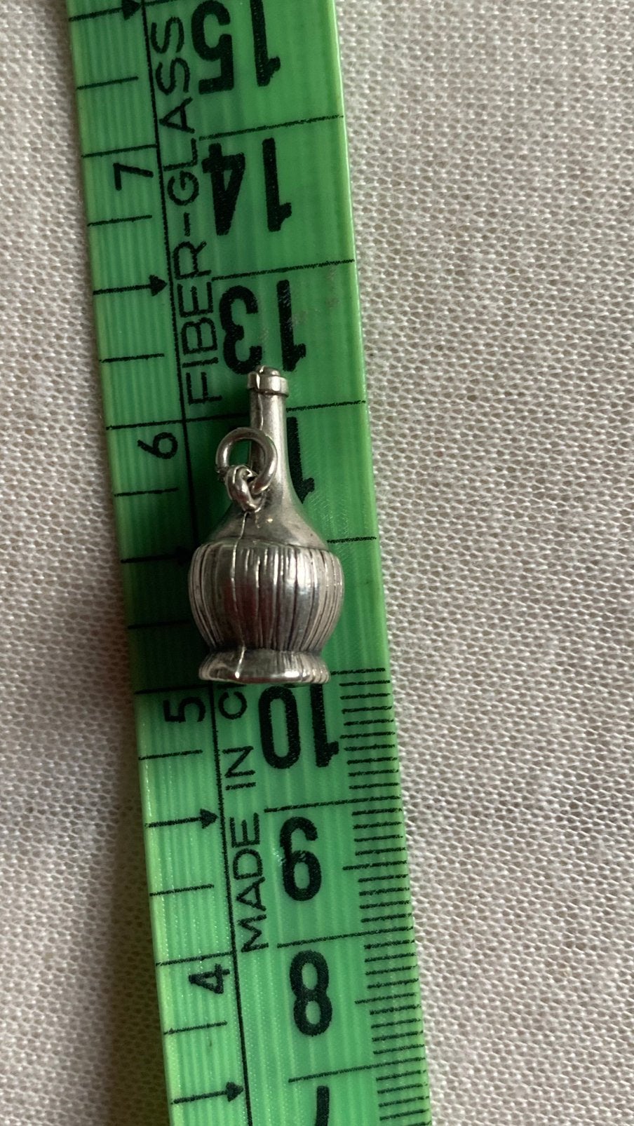 Zilveren bedel kettinghanger karaf fles wijn bedelarmband, Ophalen of Verzenden, Zo goed als nieuw, Zilver