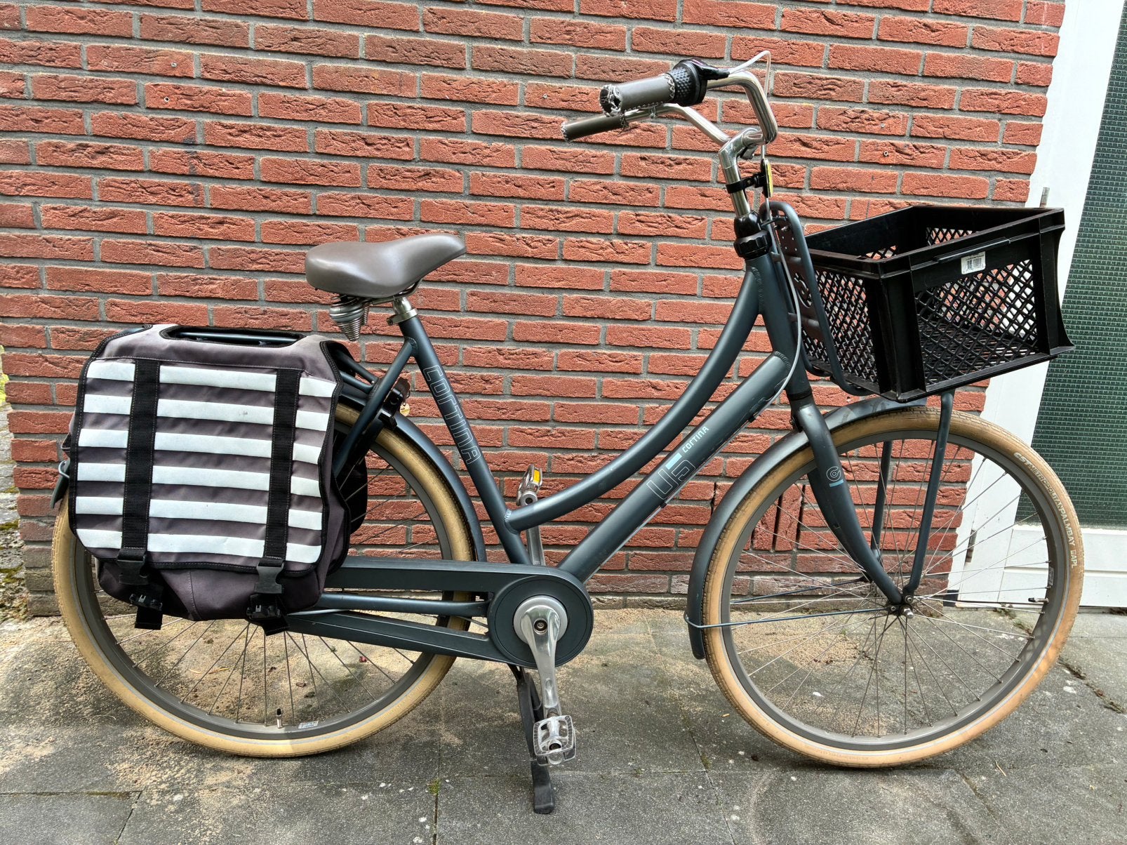 Cortina damesfiets met krat, Terugtraprem, Gebruikt, Versnellingen, Ophalen