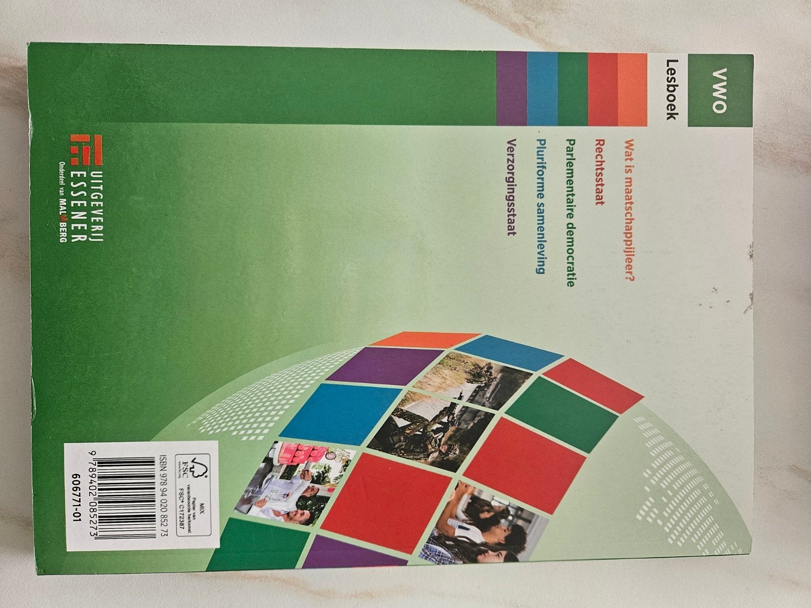 Thema's Maatschappijleer Lesboek VWO - Uitgeverij Essener, VWO, Ophalen of Verzenden, Maatschappijleer, Onbekend