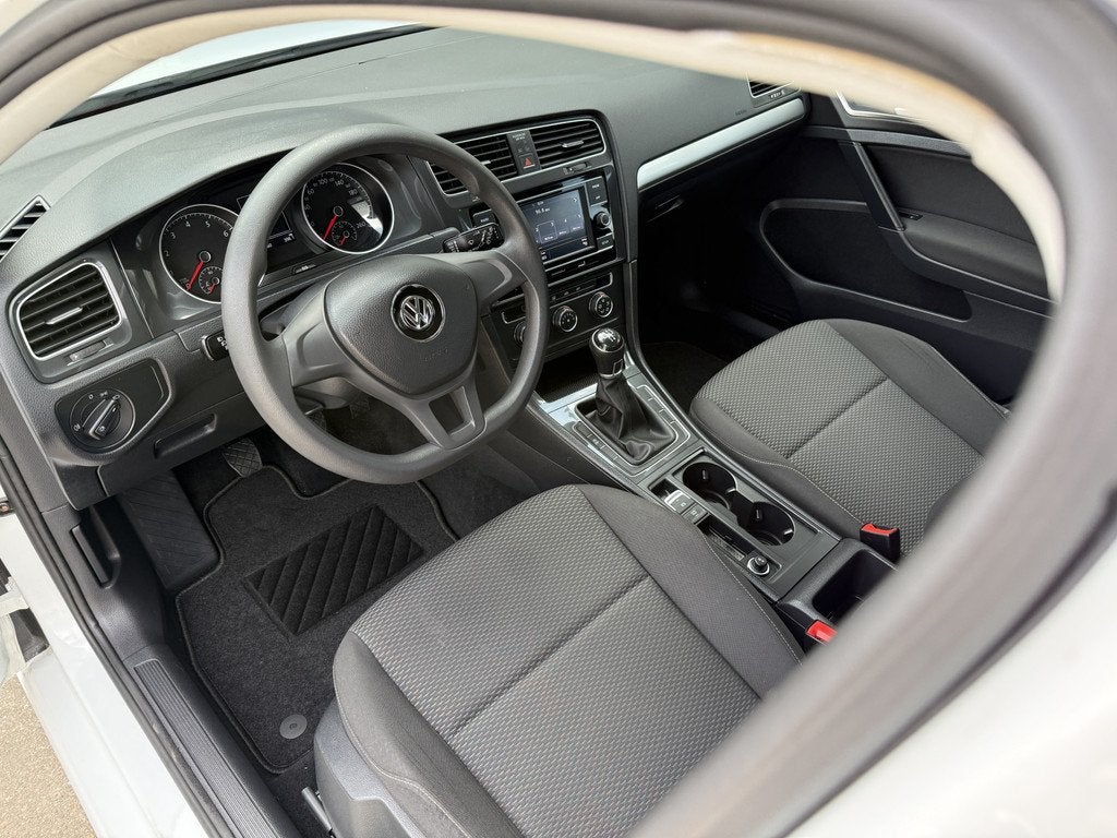 Volkswagen Golf 1.0 TSI Trendline (bj 2017), Voorwielaandrijving, 86 pk, Gebruikt, Euro 6