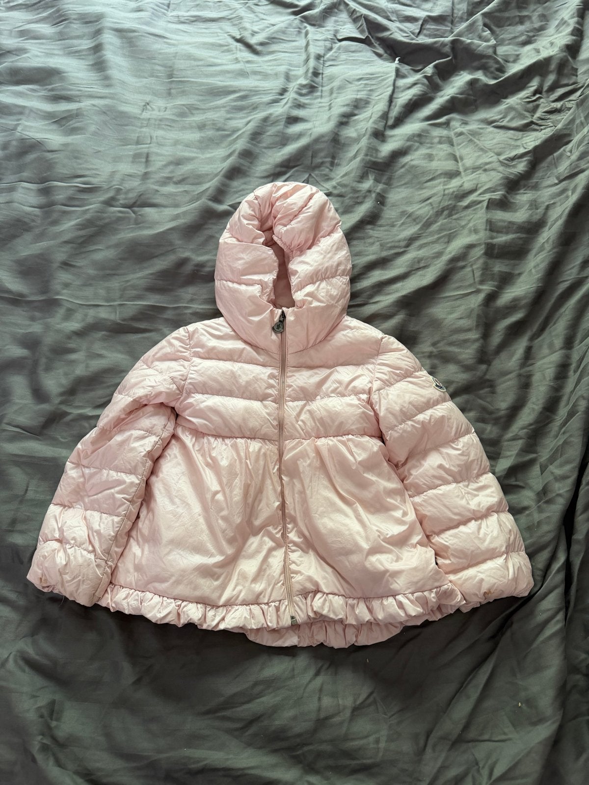 Moncler Roze Jasje voor Meisjes - Maat 100 cm (3 jaar), Ophalen of Verzenden, Zo goed als nieuw, Meisje, Jas