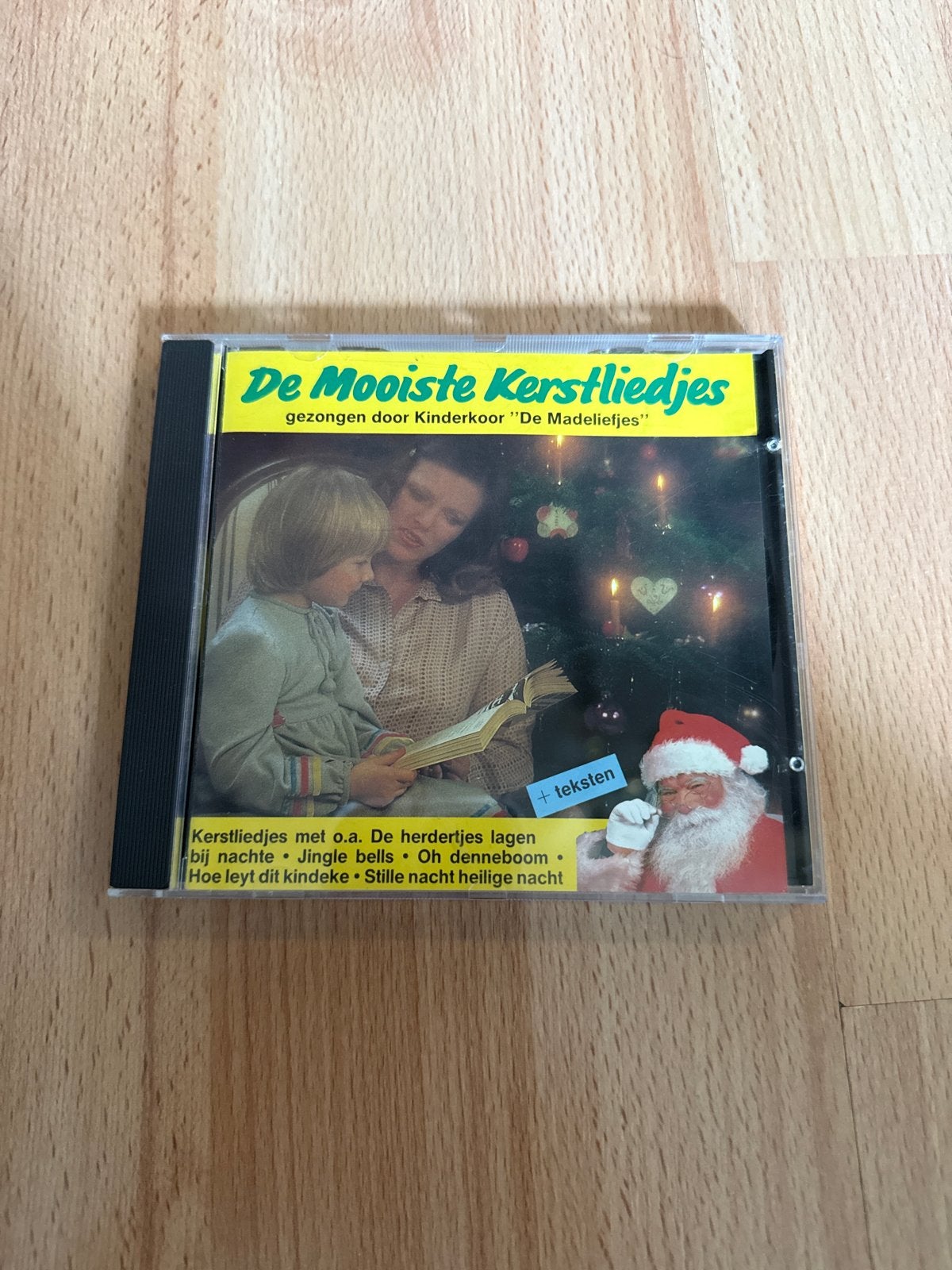 De Mooiste Kerstliedjes - Kinderkoor "De Madeliefjes", Gebruikt, Kerst, Ophalen of Verzenden, Inclusief boekje