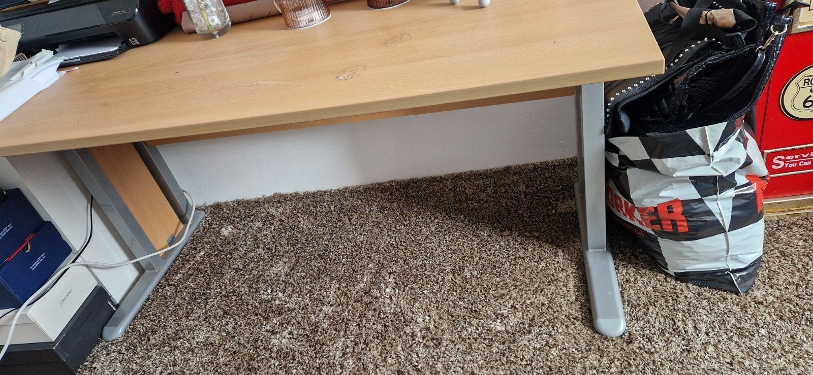 Bureau met bureaustoel, Huis en Inrichting, Ophalen, Gebruikt, Spaanplaat of MDF, Bruin