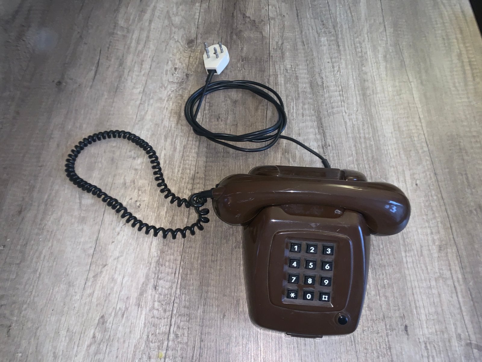 Vintage PTT T65-TDK de Luxe Ericsson telefoon Mocca, Telecommunicatie, Ophalen of Verzenden, Gebruikt