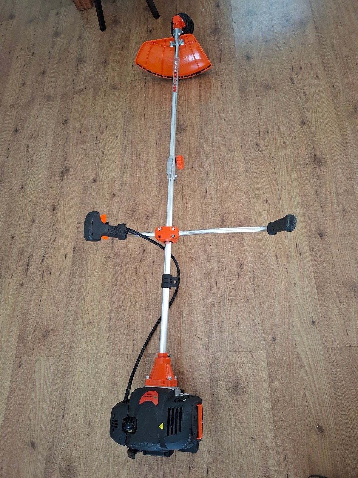 Timberpro Bosmaaier 4-in-1 Benzine -  nieuw, Tuin en Terras, Grastrimmers, Ophalen, Nieuw, Benzine