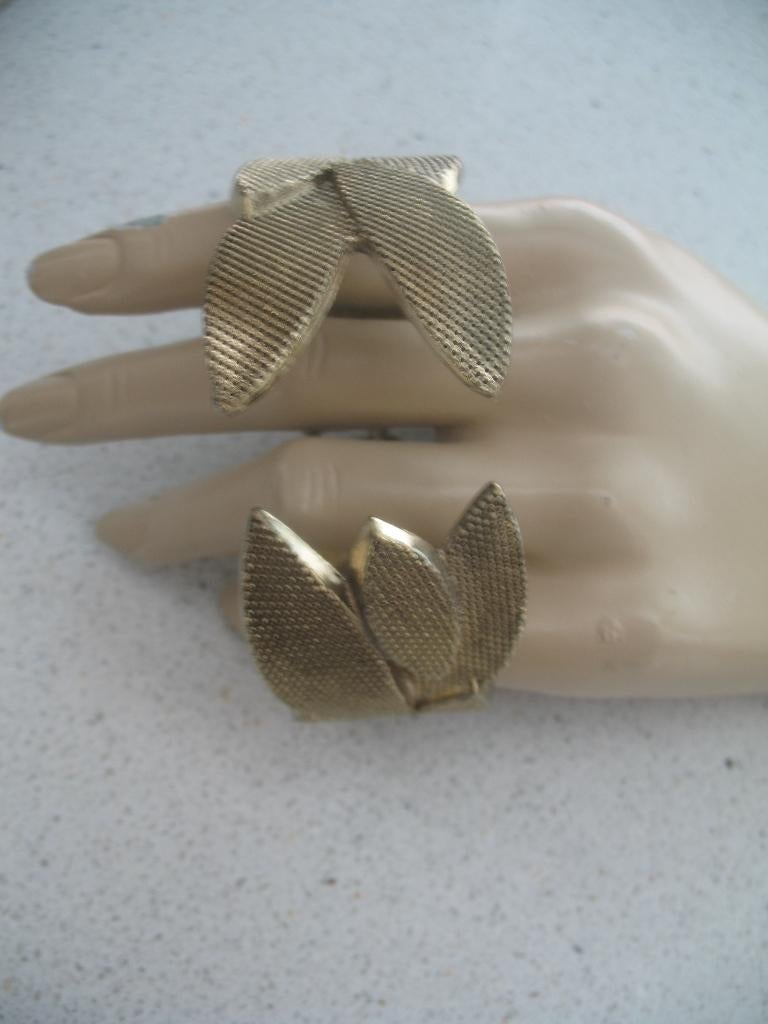 Manchet Klem Armband Goudkleur Blad Motief * BVaN, Sieraden, Tassen en Uiterlijk, Armbanden, Zo goed als nieuw, Overige materialen