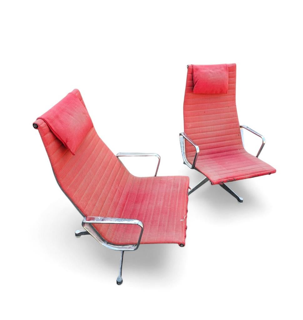 2 x early edition Ea 124 aluminum chair / Eames / Miller, Huis en Inrichting, Fauteuils, Ophalen