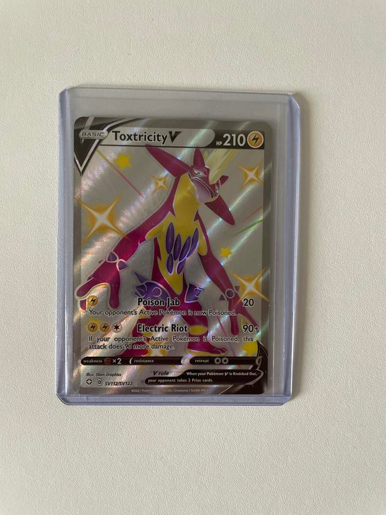 Toxtricity V Pokémon Kaart SV112/SV122 Shiny Vault, Ophalen of Verzenden, Zo goed als nieuw, Losse kaart, Foil