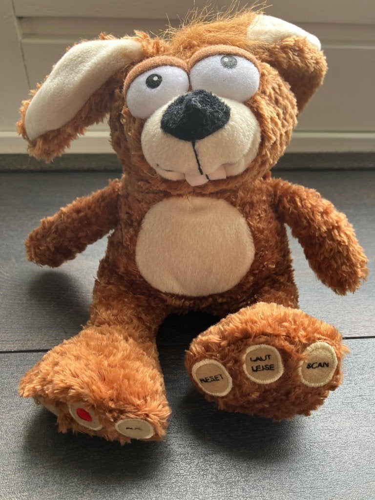 McDonald’s radio knuffel haas – collectors item 2004 | werkt, Ophalen of Verzenden, Gebruikt, Overige typen