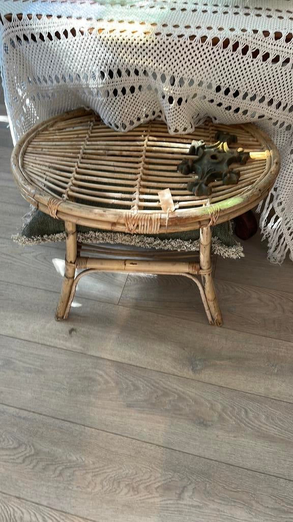 Leuk Rotan Tafeltje, Ibizastyle, Vintage, Tuintafel, Ophalen, Zo goed als nieuw, Rond