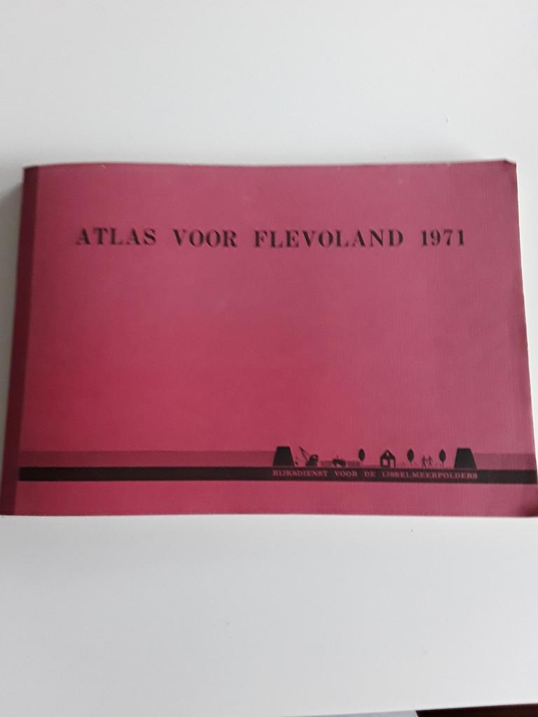 Atlas  voor  F.levoland  1971, Boeken, Ophalen of Verzenden, Zo goed als nieuw