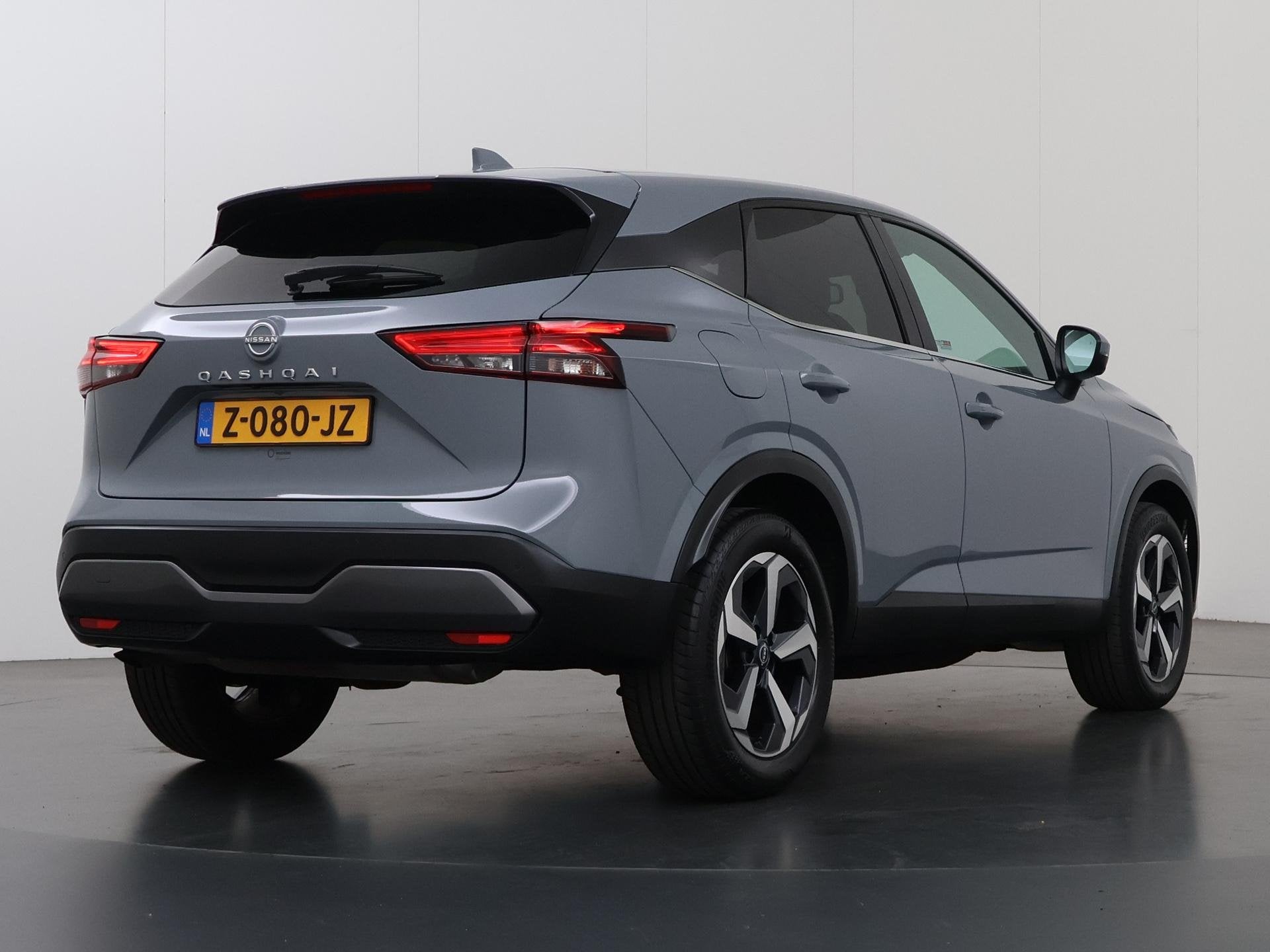 Nissan Qashqai 1.3 MHEV Tekna | Navigatie | 360 Camera | DAB, Auto's, Euro 6, Leder en Stof, Grijs, Automatische klimaatregeling