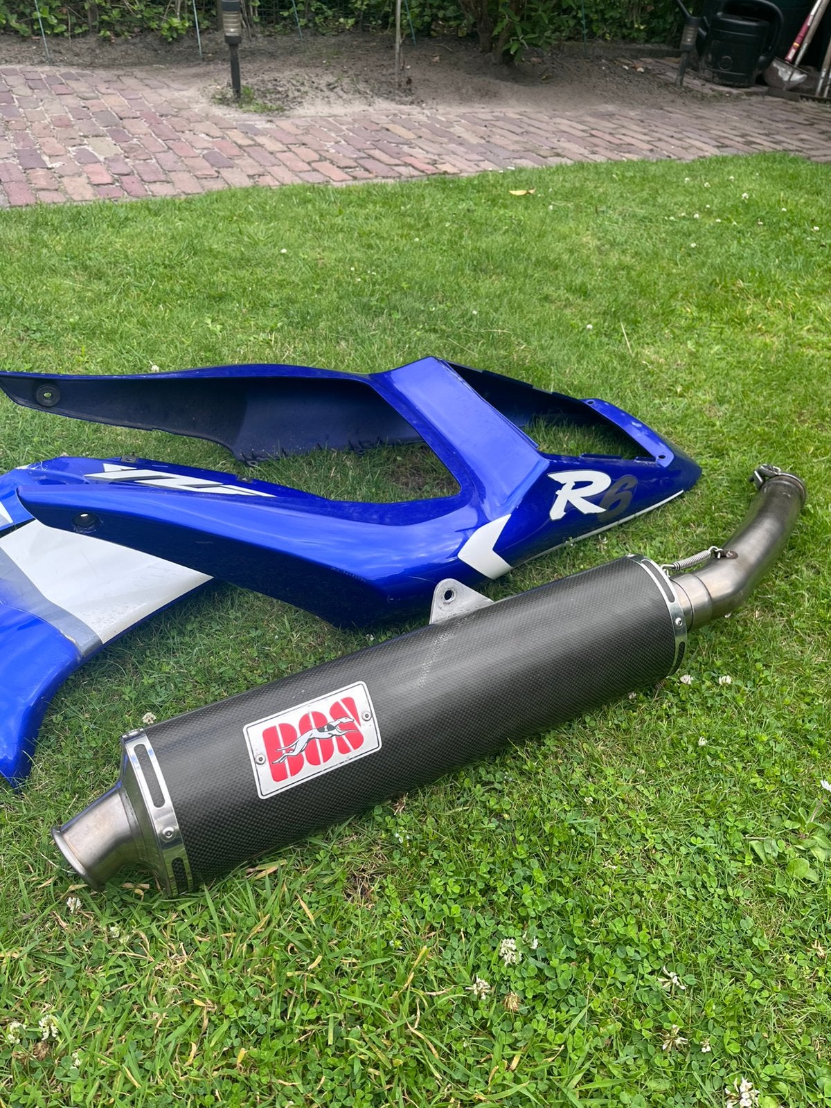 Yamaha r6 1999-2002 BOS uitlaat demper kontkuip zijkap, Ophalen