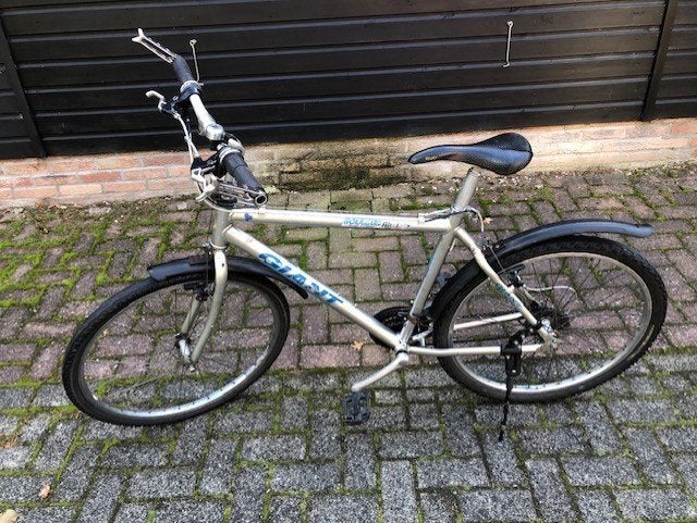 Giant Boulder Alu MTB , framemaat 50 cm . met bel , spatbord, Ophalen, Gebruikt, Hardtail, Velgrem