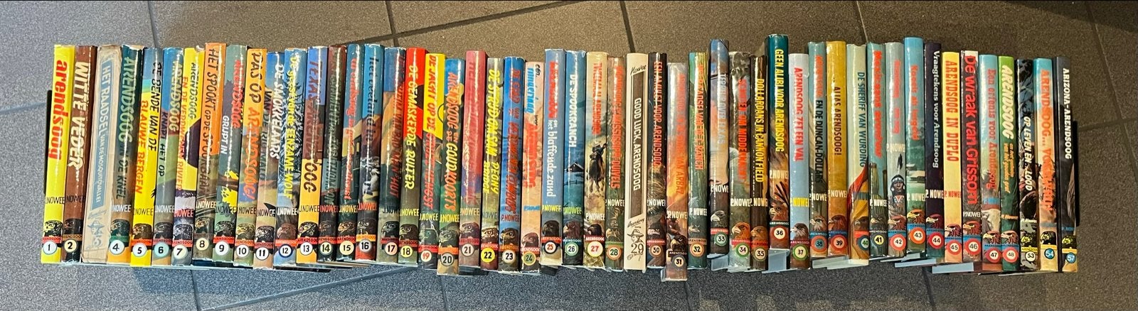 Grote collectie Arendsoog boeken - Diverse delen, Boeken, Ophalen, Gelezen