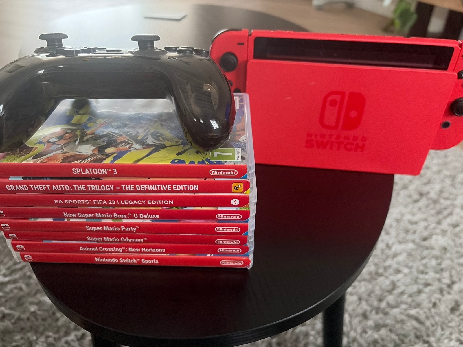 Nintendo Switch 8 games en 2 gedownloade games, Met games, Met 2 controllers, Ophalen of Verzenden, Zo goed als nieuw