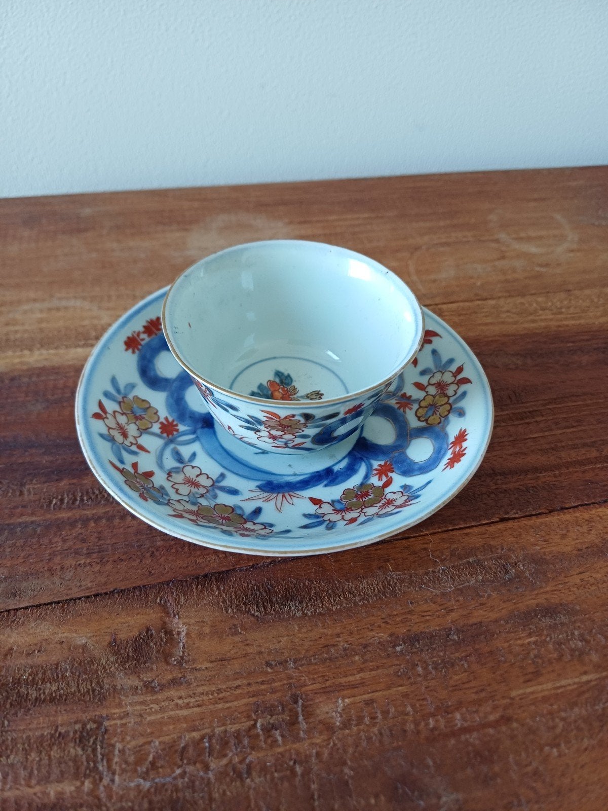 Antiek 18e-eeuws Chinees kop en schotel, Imari-stijl, Ophalen