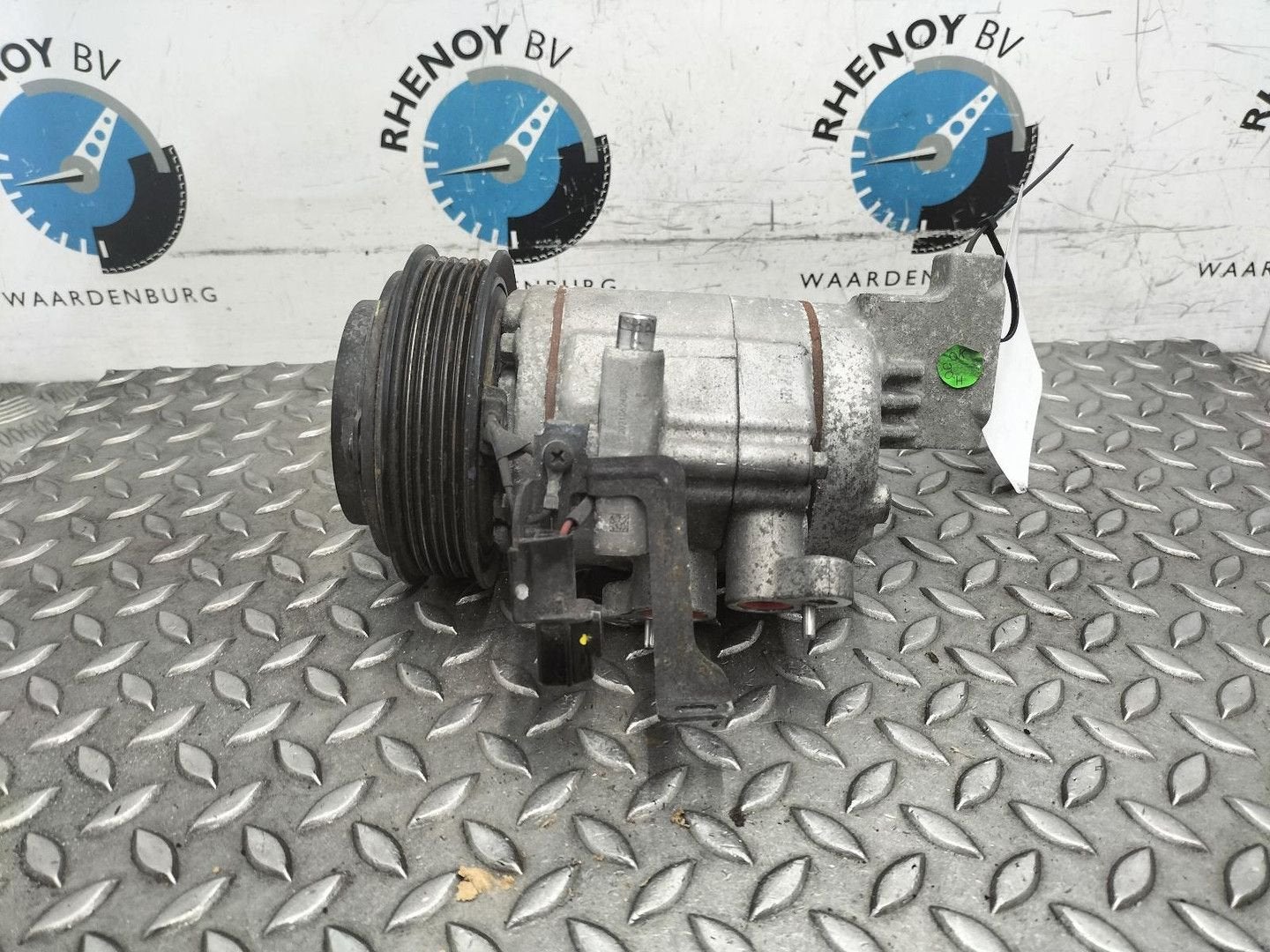 HYUNDAI I10 1.0 Comfort Smart GLS AIRCO COMPRESSOR / AIRCOPO, Ophalen of Verzenden, Gebruikt, Stiba lid