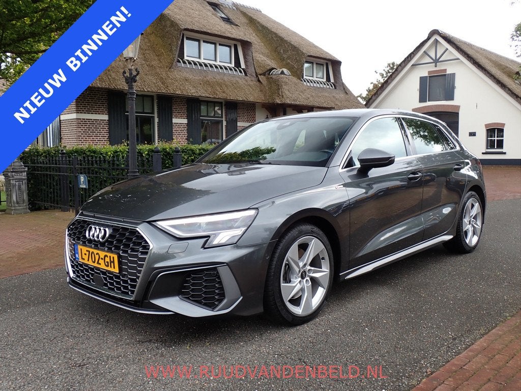 Audi A3 Sportback 35 TFSI S edition / 2X S-LINE / CARPLAY /, Auto's, Audi, Bedrijf, Te koop, A3, ABS, Airbags, Airconditioning