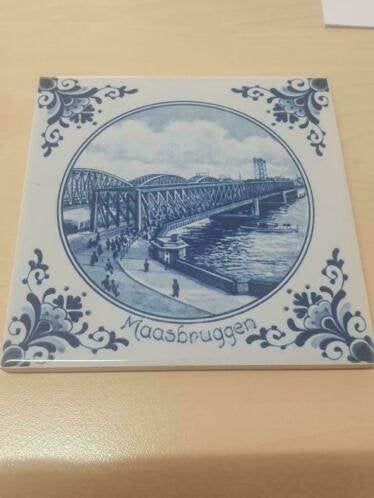 tegel Delfts Blauw Maasbruggen Rotterdam, Ophalen