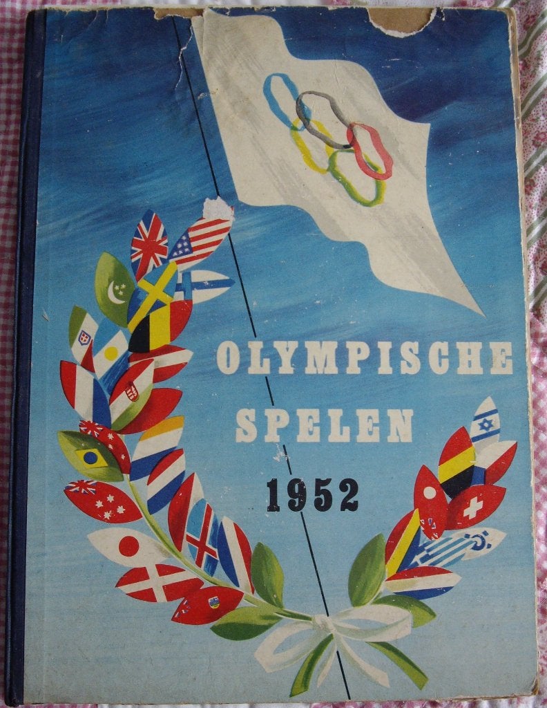 Sportboek olympische Spelen 1952, Boeken, Ophalen of Verzenden, Gelezen, Balsport