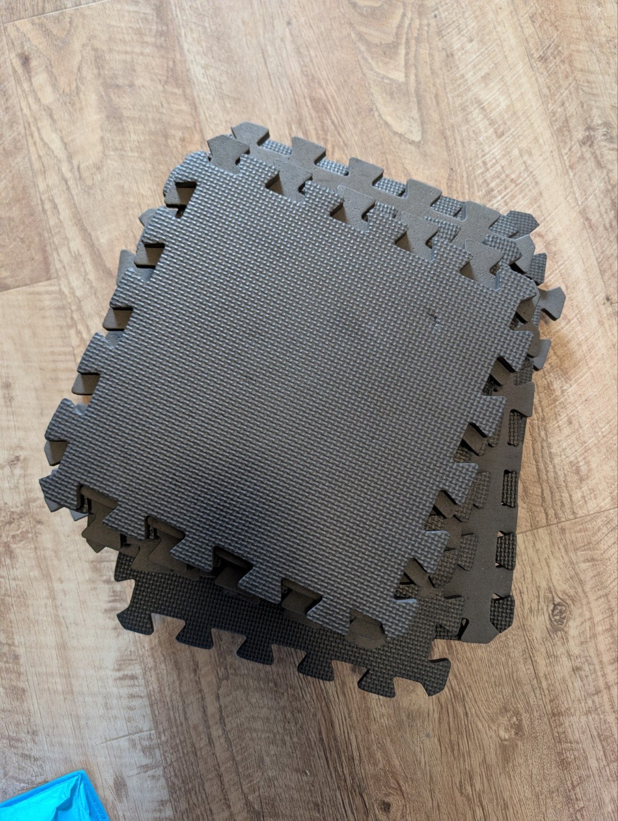 45 zwarte foam tegels, deels zgan, deels met deukjes, Ophalen of Verzenden, Gebruikt, Zwart, Vierkant