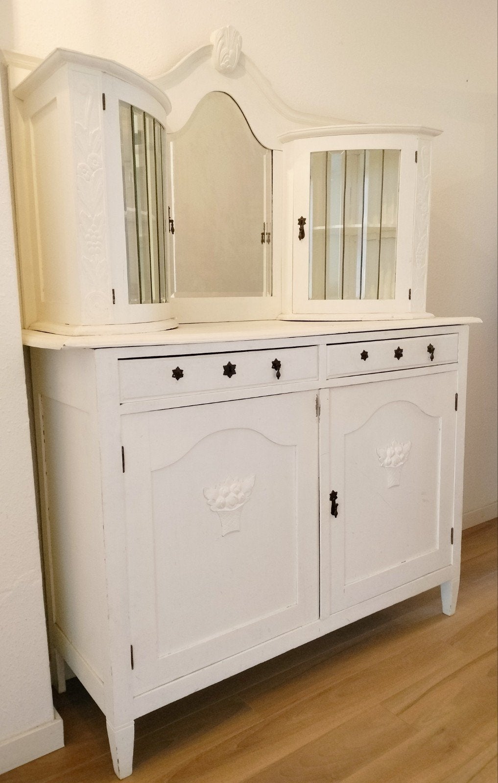 Antiek wit dressoir met spiegel en vitrinekasten, Ophalen