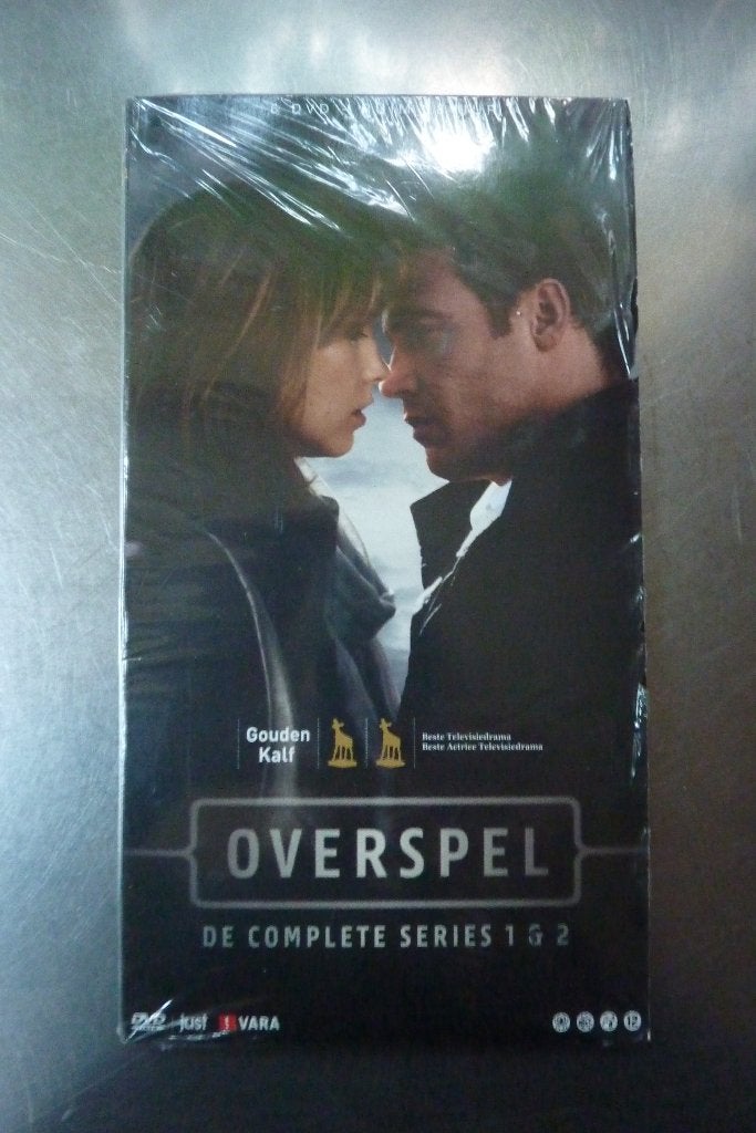 Overspel serie 1 & 2 NIEUW, Cd's en Dvd's, Dvd's | Tv en Series, Vanaf 12 jaar, Ophalen of Verzenden, Nieuw in verpakking, Thriller