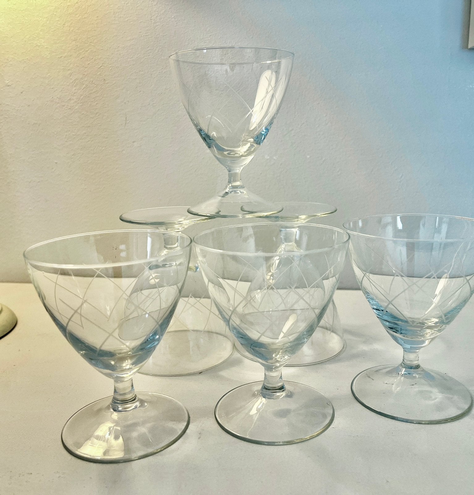 Set van 6 oude gegraveerde wijnglaasjes, Antiek en Kunst, Antiek | Glas en Kristal, Ophalen