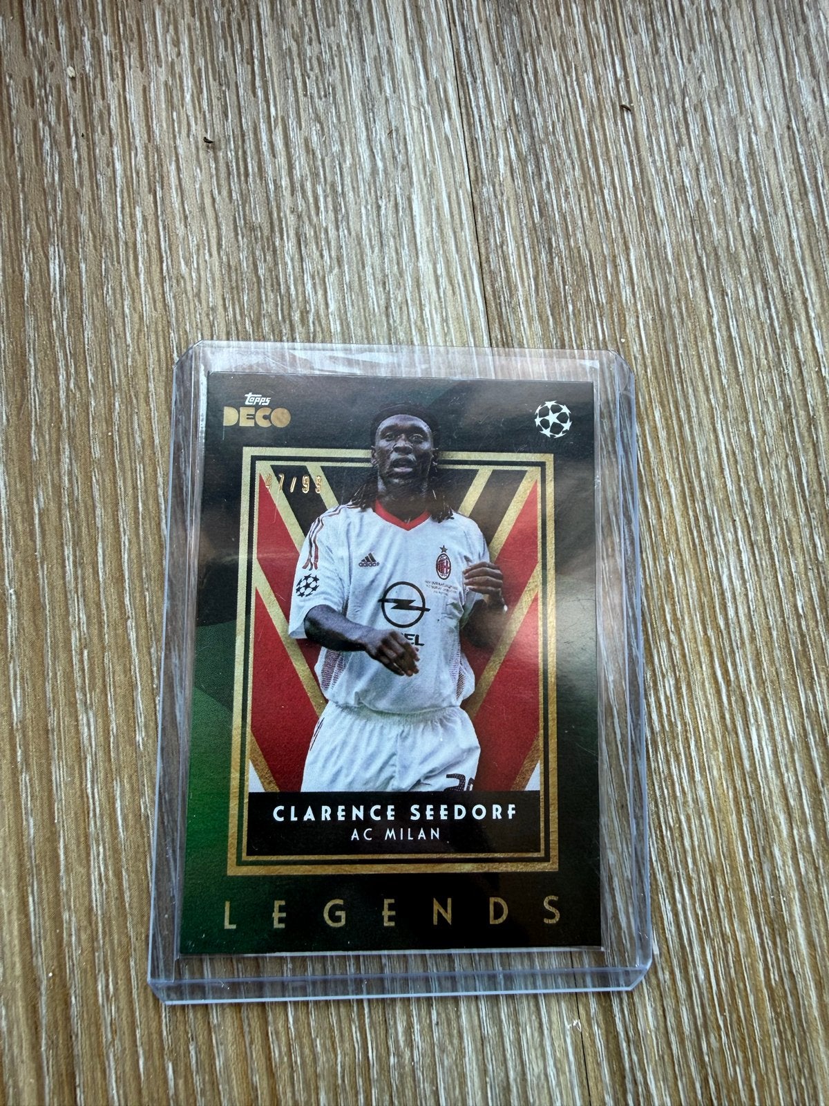 Topps Deco Legends AC Milan Green /99 Clarence Seedorf, Ophalen of Verzenden, Nieuw, Buitenlandse clubs, Spelerskaart