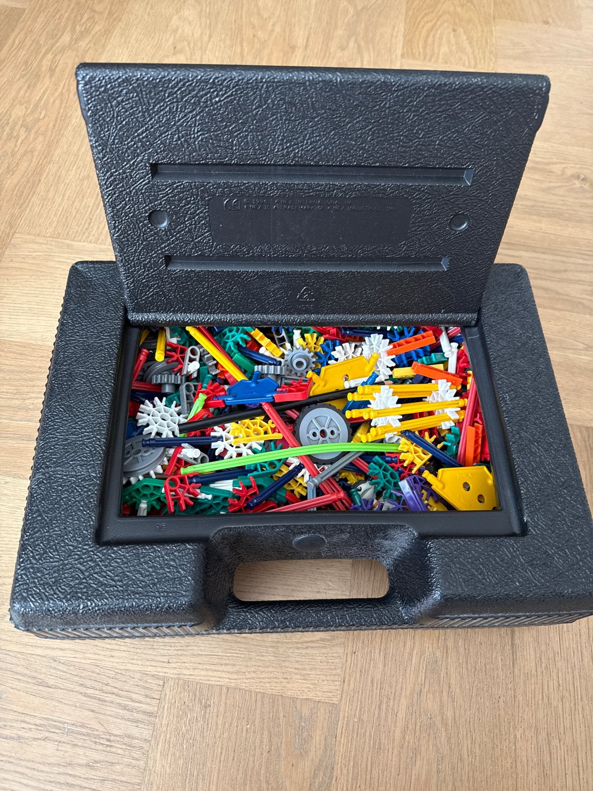 Knex doos vol plezier met voorbeelden, Kinderen en Baby's, Ophalen, Gebruikt, K'nex