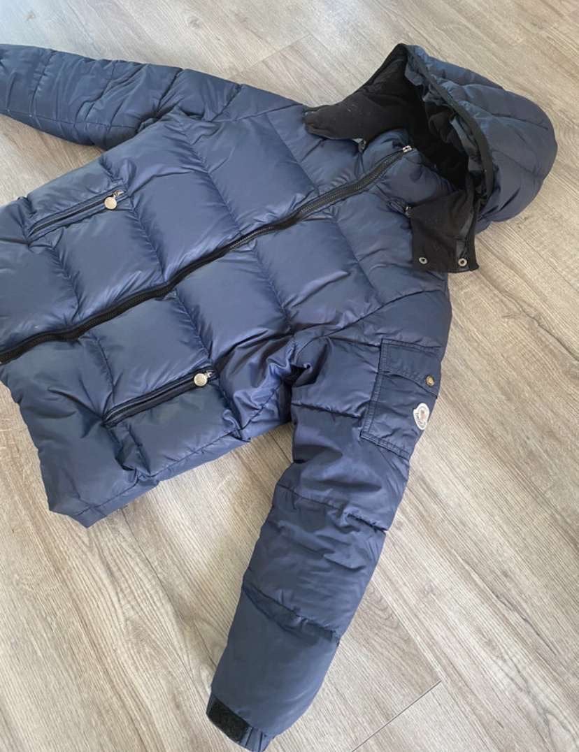 Moncler winterjas, Verzenden, Zo goed als nieuw, Zwart