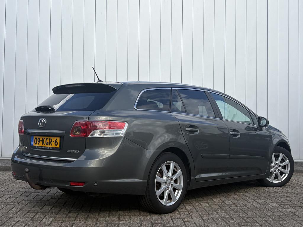 Toyota Avensis wagon 2.0 VVTi Executive Business NL Auto Pan, Auto's, Voorwielaandrijving, 4 cilinders, Handgeschakeld, 1987 cc