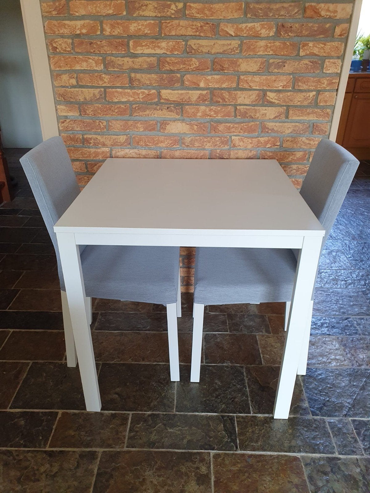 Tafel + 2 stoelen van IKEA, Ophalen, Zo goed als nieuw, Vierkant, 50 tot 100 cm