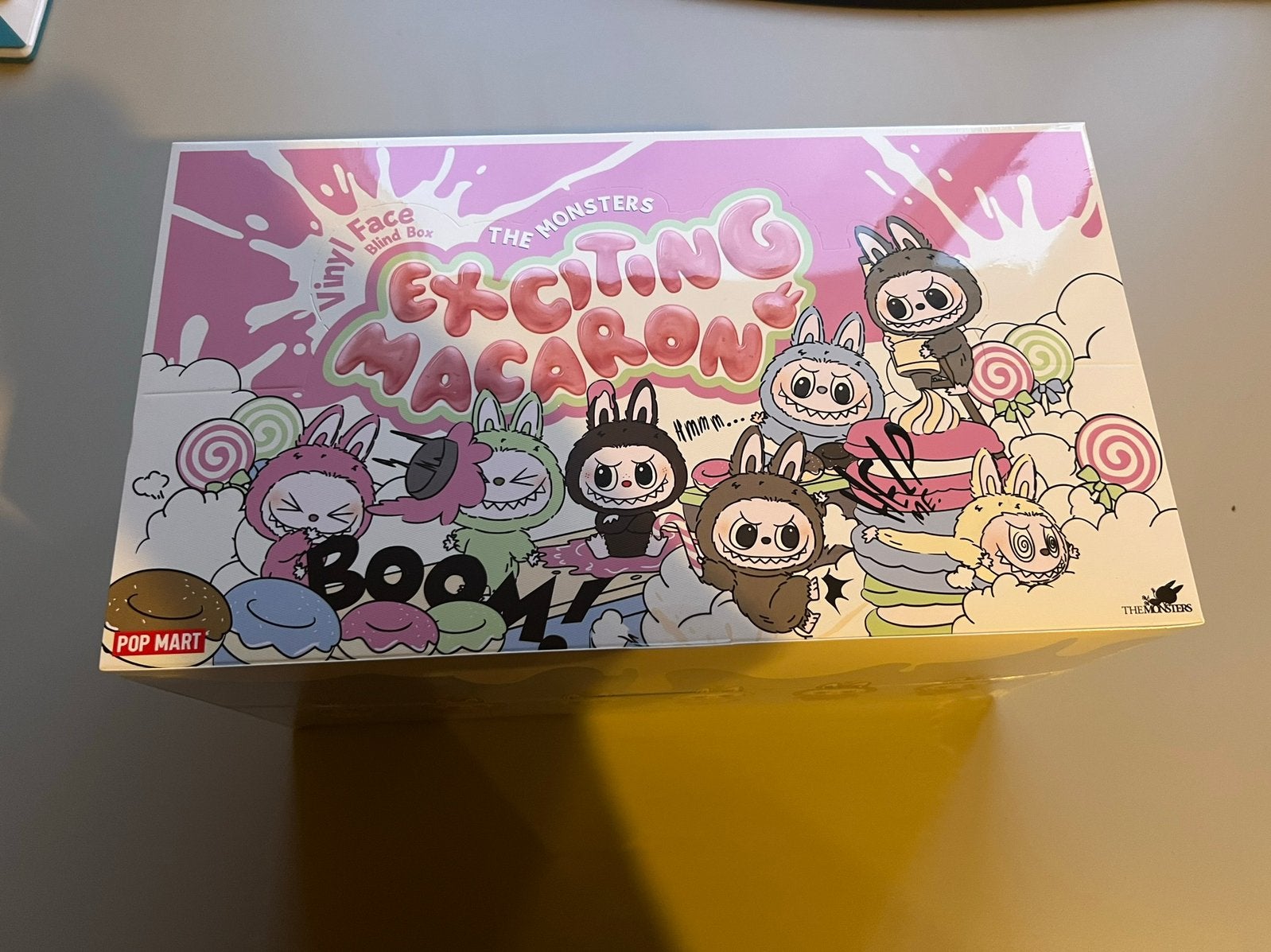POP MART The Monsters LABUBU Excited Macaroon blind box set., Verzamelen, Verzenden, Nieuw