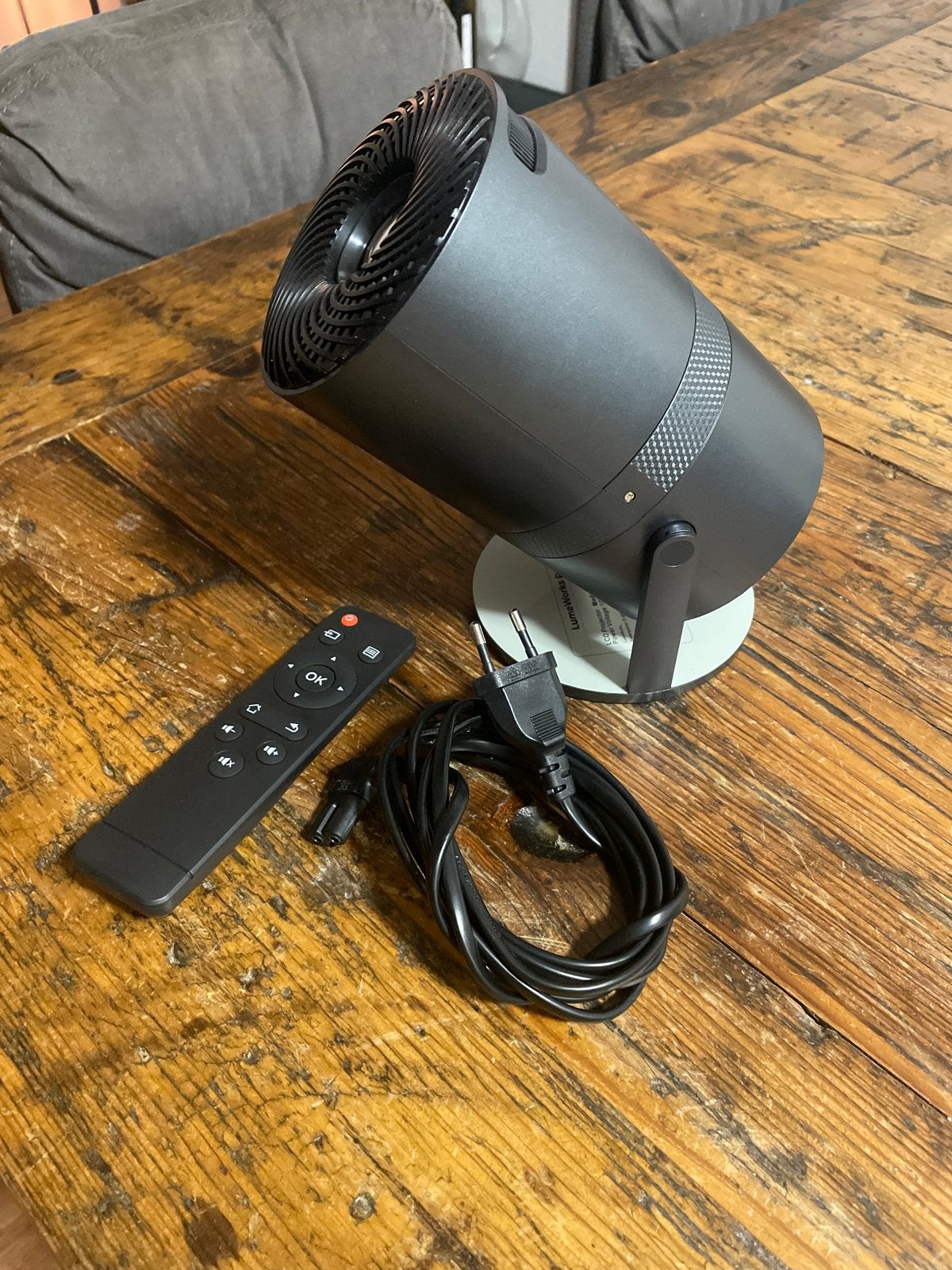 Compacte LED Beamer - Full HD Projector met Afstandsbedienin, Ophalen, LED, Zo goed als nieuw, Full HD (1080)