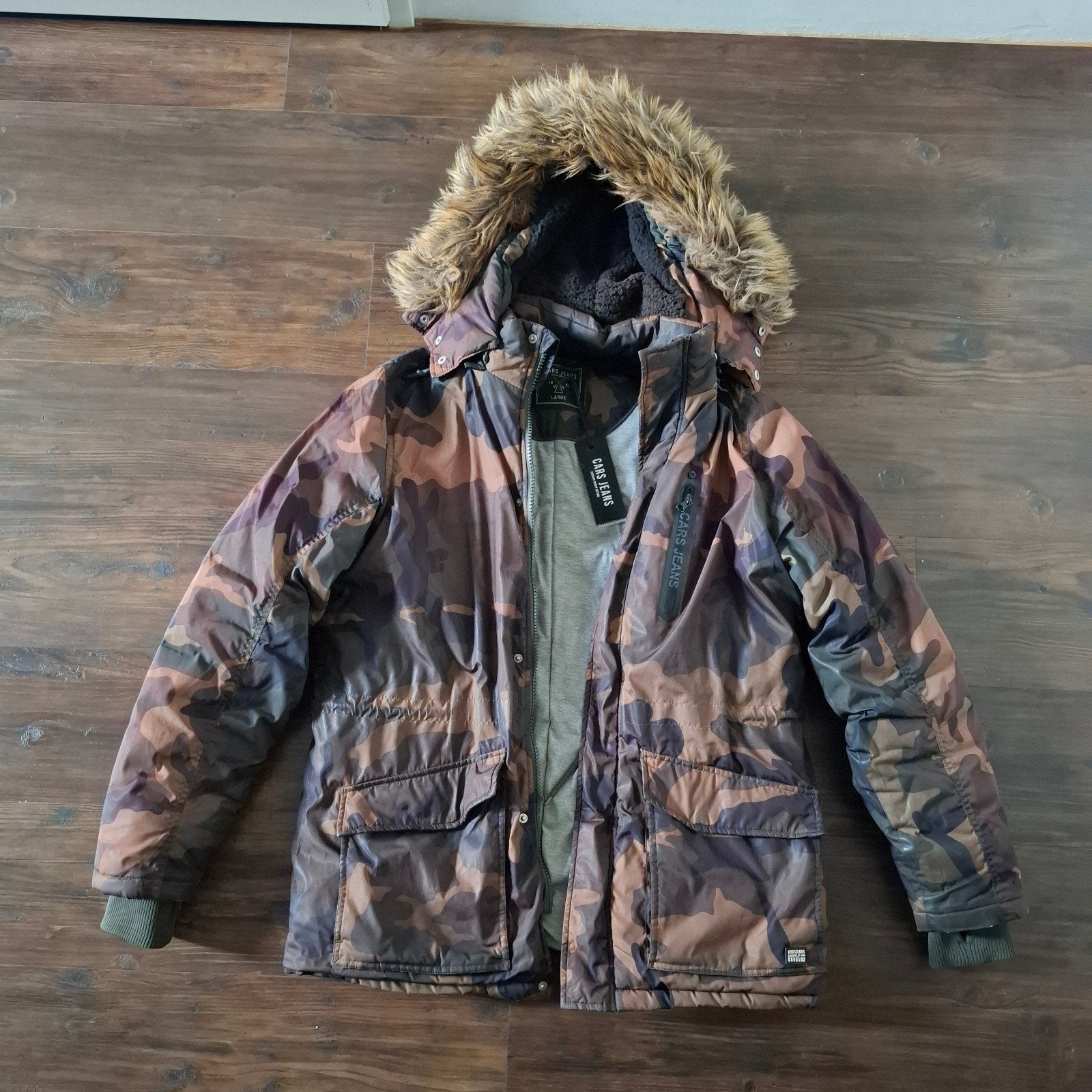 Nieuwe cars camouflage winterjas maat L winter jas, Ophalen of Verzenden