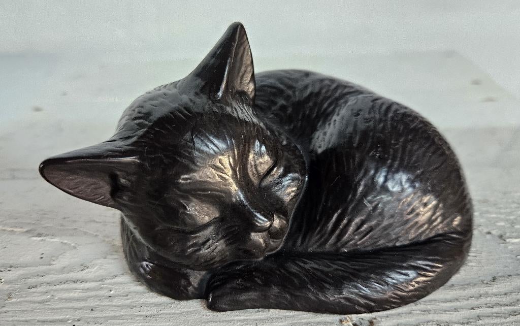 SLAPENDE KAT // BRONZEN URN / brons/ dierenurn /asurn, Dieren en Toebehoren, Huis en tuin decoratie Marie, Nieuw, Info@huisentuindecoratiemarie.nl