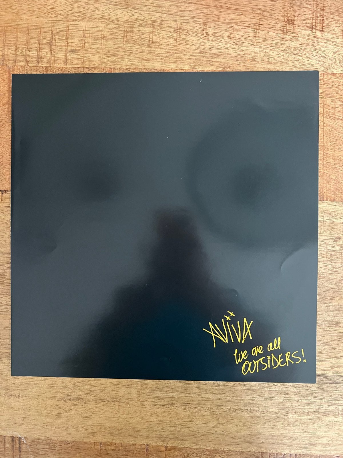 Foto 7 van AViVA - Volume I LP (Groen/Zwart Splatter Vinyl)
